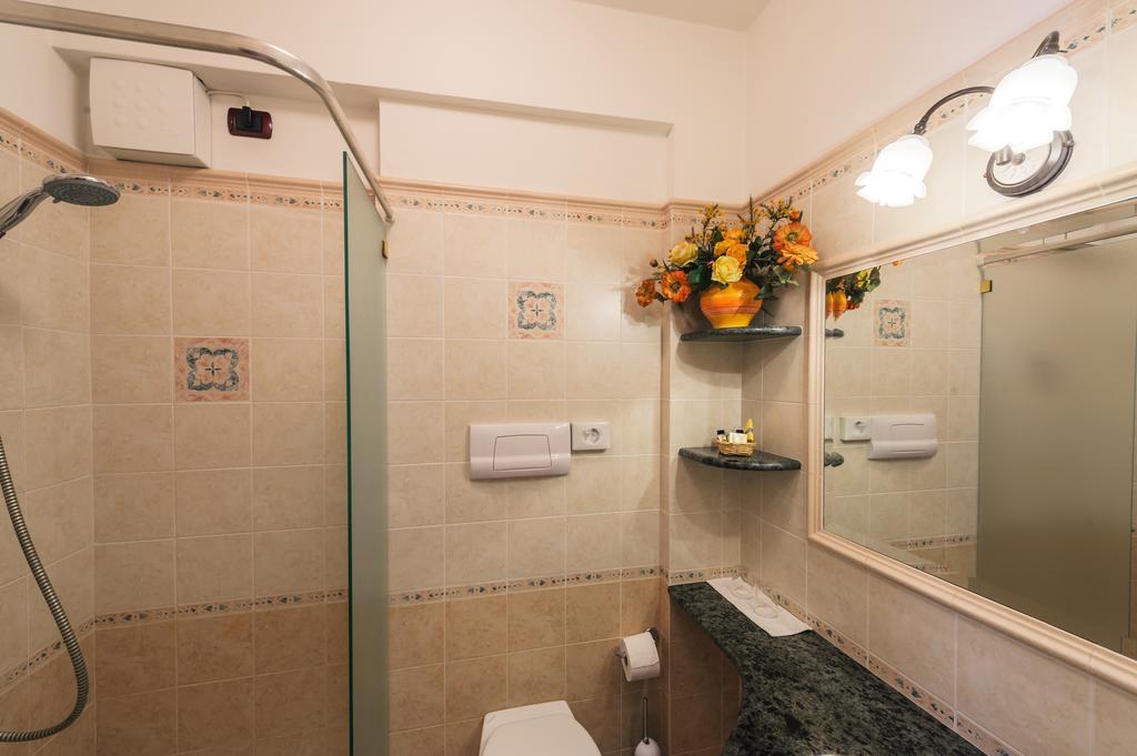 Hotel Garden Zorzi San Felice del Benaco Δωμάτιο φωτογραφία