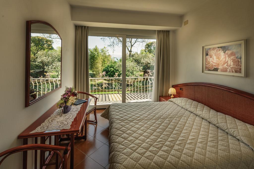 Hotel Garden Zorzi San Felice del Benaco Δωμάτιο φωτογραφία